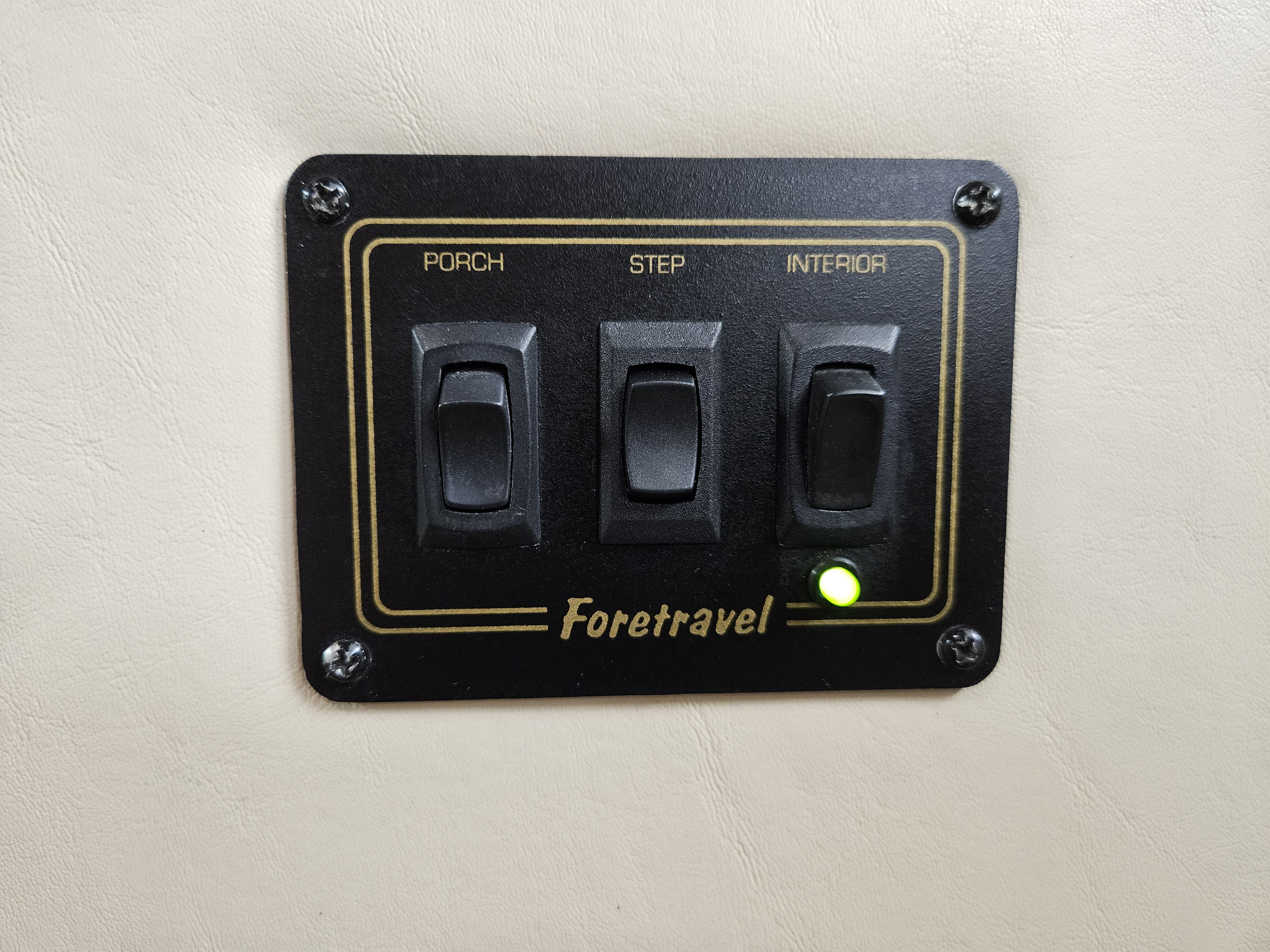 switchplate1