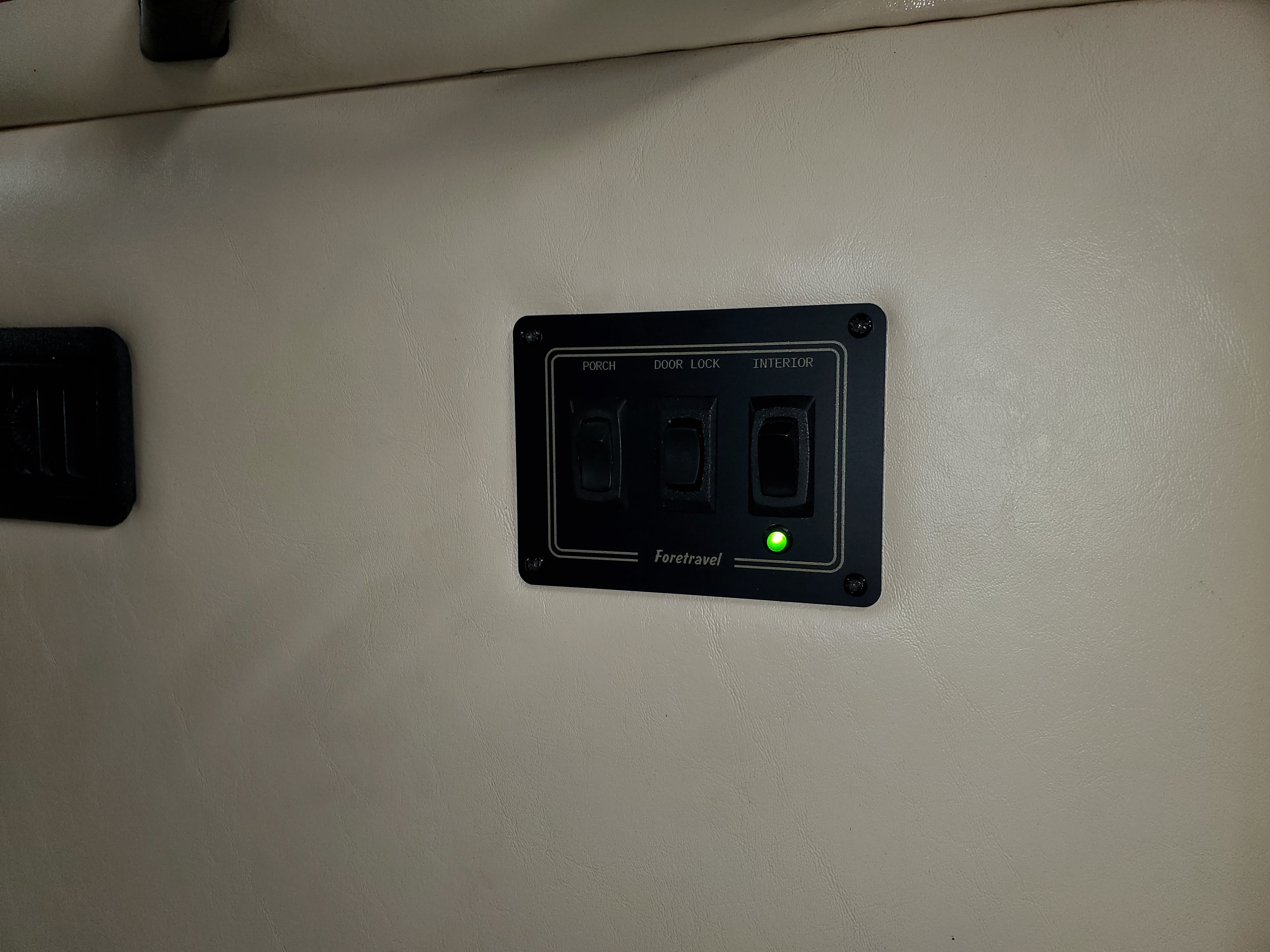 switchplate2